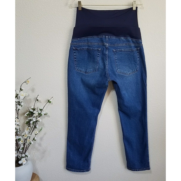 Isabella Oliver Maternity Straight Leg Jeans - Picture 2 of 10